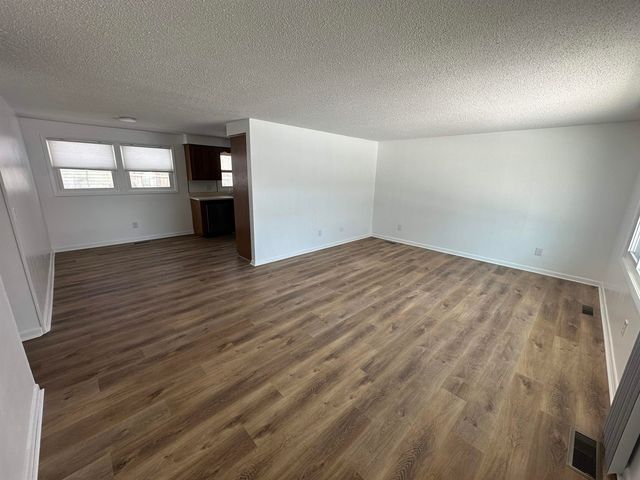 356 Tanglewood Drive, New Haven, IN 46774