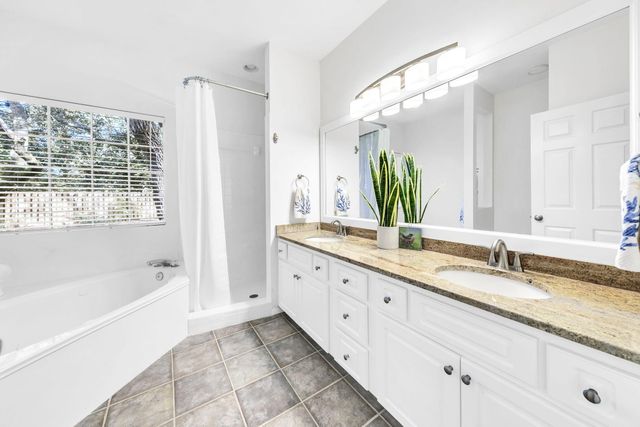 4429 Amberlake Cove, Niceville, FL 32578