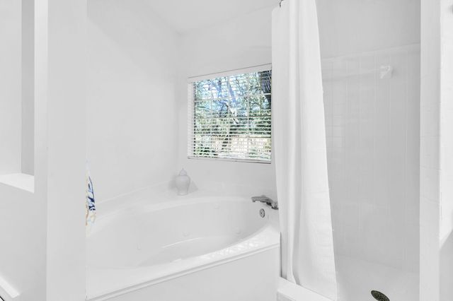 4429 Amberlake Cove, Niceville, FL 32578