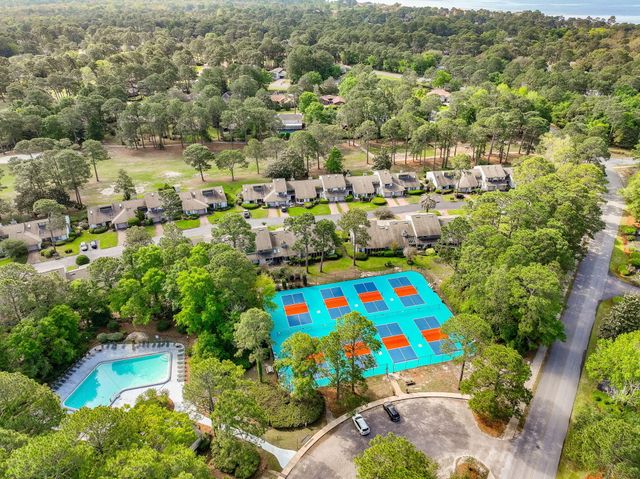 4429 Amberlake Cove, Niceville, FL 32578