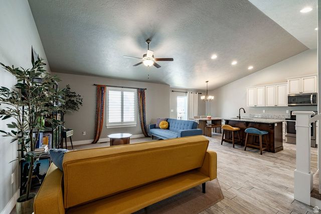 3256 W 700 S, Syracuse, UT 84075