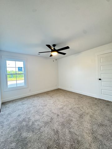 3162 E Old Ashland City Rd, E, Clarksville, TN 37043
