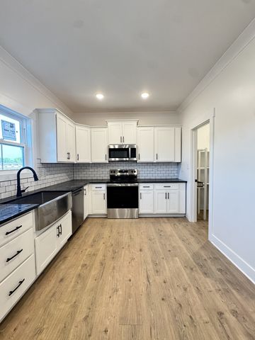 3162 E Old Ashland City Rd, E, Clarksville, TN 37043