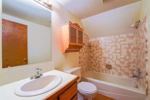 15460 Kelly Street, Spring Lake, MI 49456