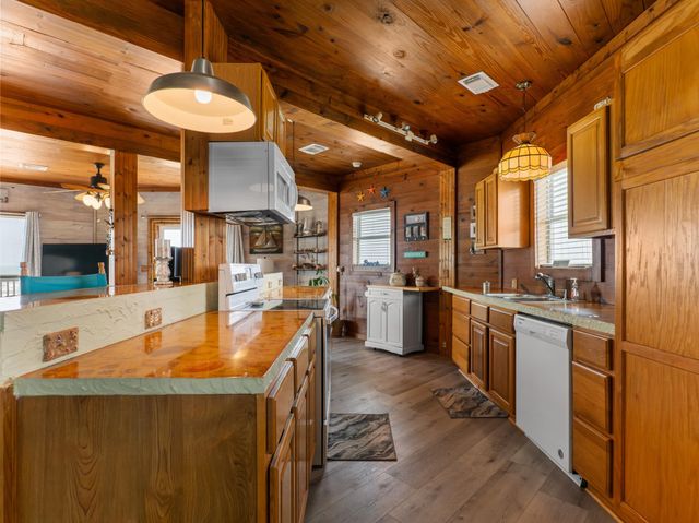 2258 County Road 230, Sargent, TX 77414