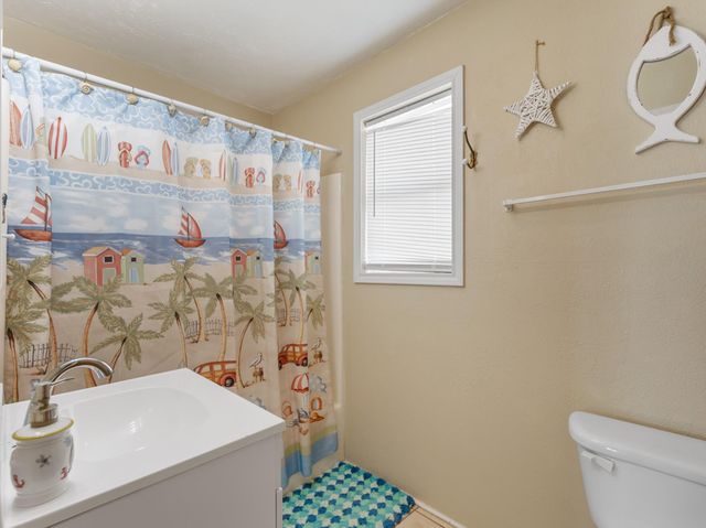 2258 County Road 230, Sargent, TX 77414