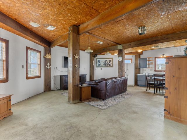 2258 County Road 230, Sargent, TX 77414