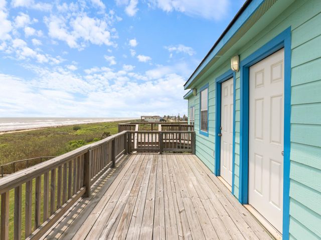 2258 County Road 230, Sargent, TX 77414