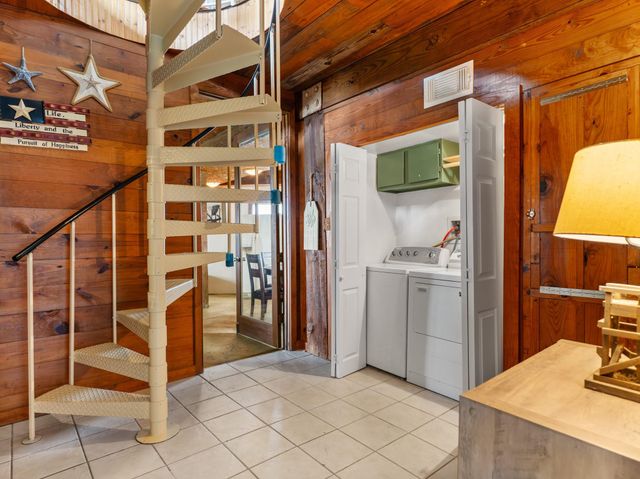 2258 County Road 230, Sargent, TX 77414