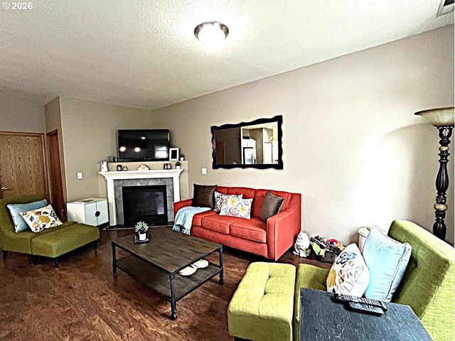 14683 Se MARCI Way, Clackamas, OR 97015