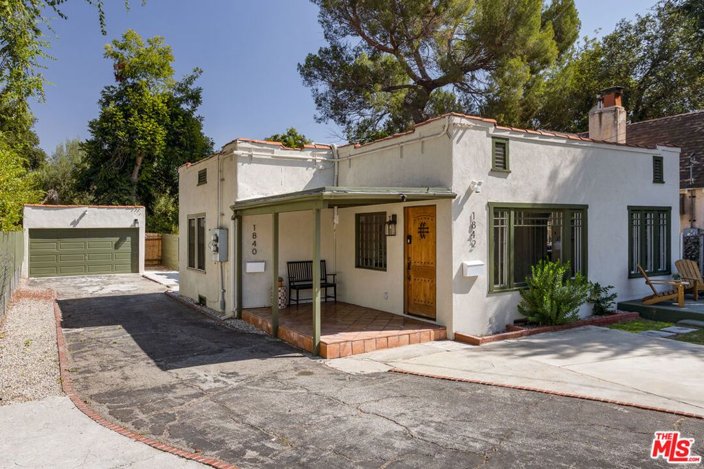 1840 Santa Rosa Avenue, Pasadena, CA 91104