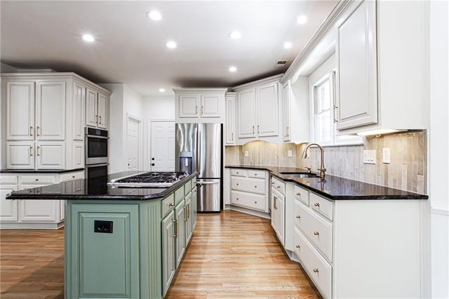 1820 Noblin Ridge Way, Duluth, GA 30097