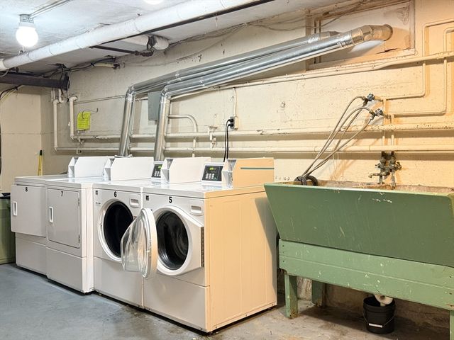 1 Dexter St 5, Malden, MA 02148