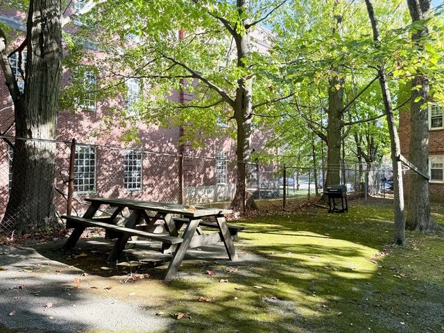 1 Dexter St 5, Malden, MA 02148