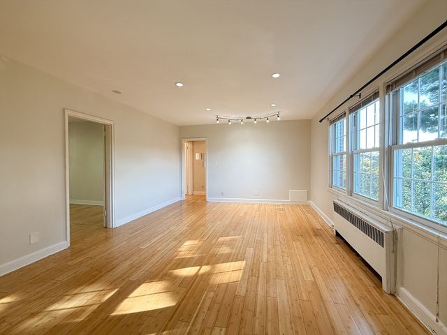 1 Dexter St 5, Malden, MA 02148