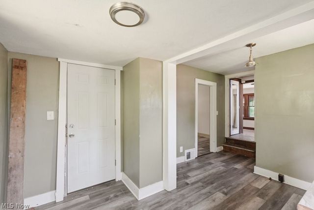 1313 Manchester Road, Akron, OH 44307