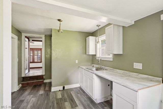 1313 Manchester Road, Akron, OH 44307