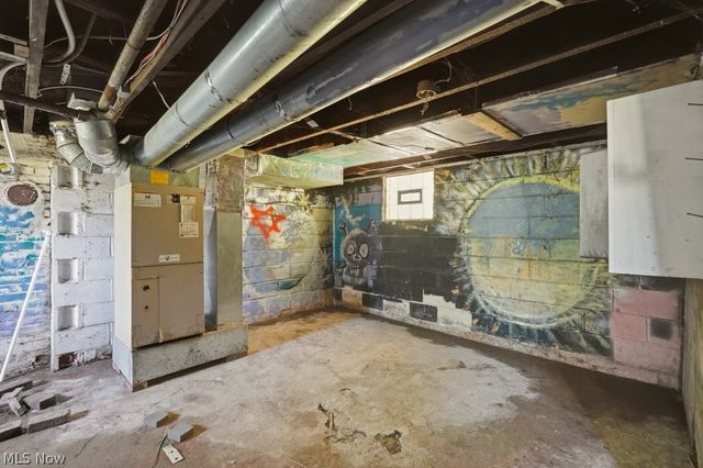 1313 Manchester Road, Akron, OH 44307