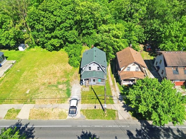 1313 Manchester Road, Akron, OH 44307