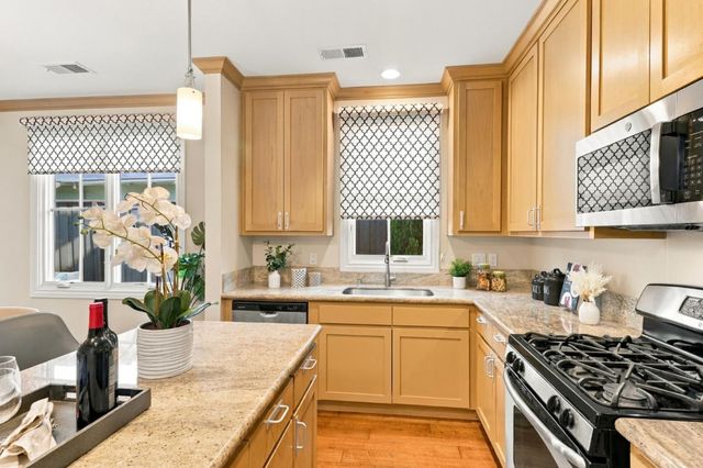 37 Ludina Way, Redwood City, CA 94061
