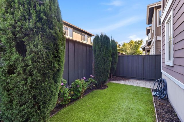 37 Ludina Way, Redwood City, CA 94061