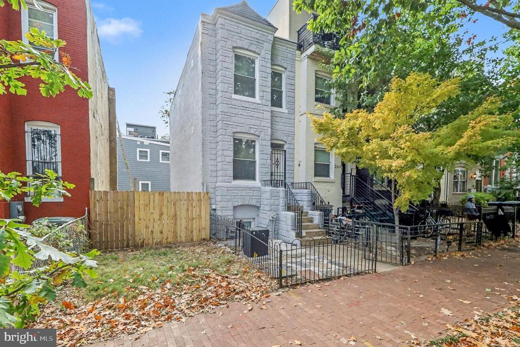 304 P ST NW, Washington, DC 20001
