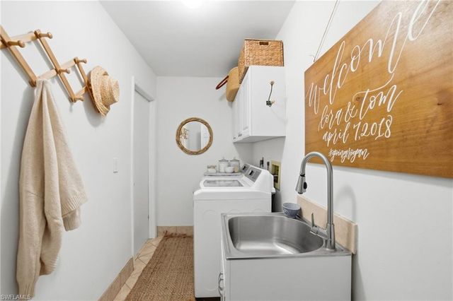 2644 River Reach DR, Naples, FL 34104