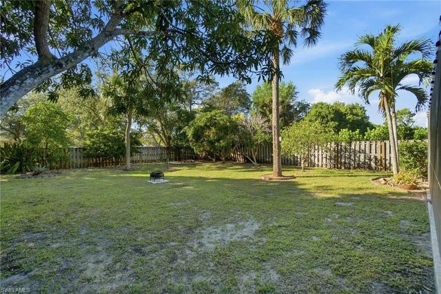 2644 River Reach DR, Naples, FL 34104