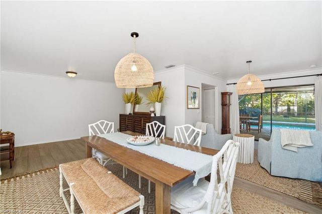 2644 River Reach DR, Naples, FL 34104