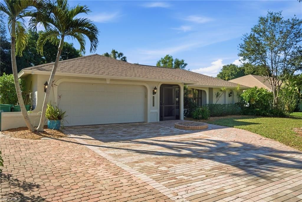 2644 River Reach DR, Naples, FL 34104