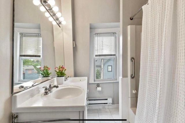 53 Franklin St, Somerville, MA 02145