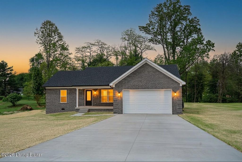 1468 Tucker Dr, Bardstown, KY 40004
