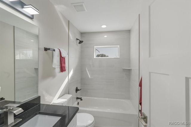 1464 N Hambletonian Drive, Hernando, FL 34442