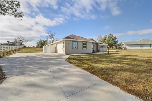 1464 N Hambletonian Drive, Hernando, FL 34442