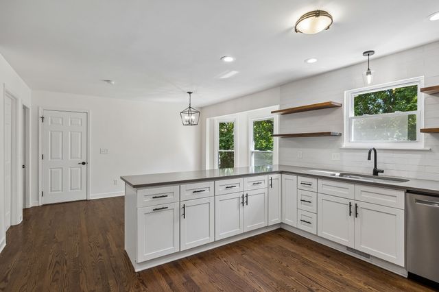 5941 Fireside Dr, Brentwood, TN 37027