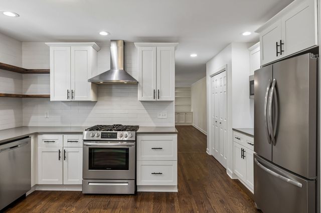5941 Fireside Dr, Brentwood, TN 37027