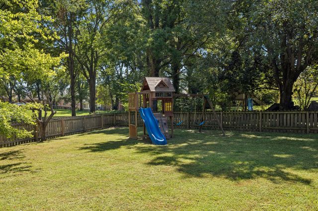 5941 Fireside Dr, Brentwood, TN 37027