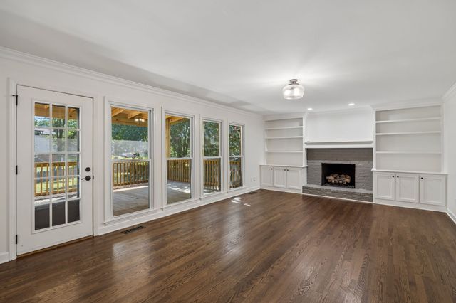 5941 Fireside Dr, Brentwood, TN 37027