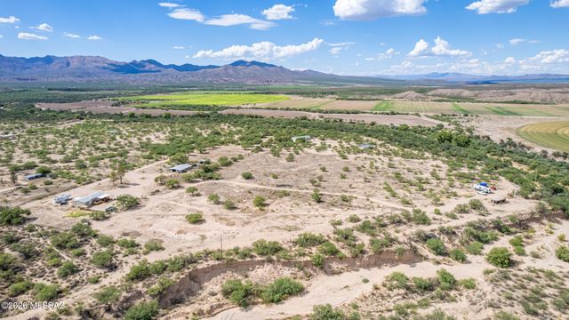 2241 N Rivers Edge Road, Benson, AZ 85602