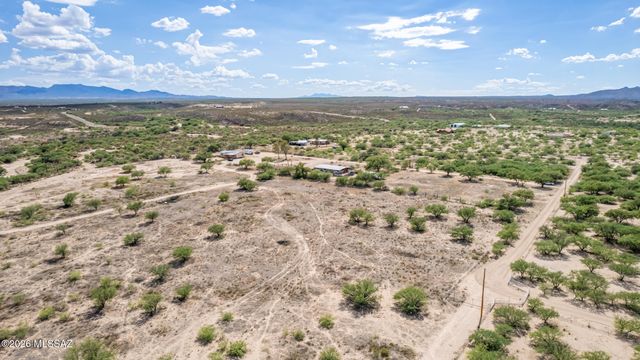 2241 N Rivers Edge Road, Benson, AZ 85602