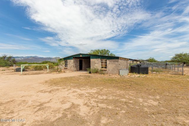 2241 N Rivers Edge Road, Benson, AZ 85602