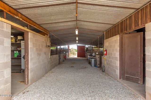 2241 N Rivers Edge Road, Benson, AZ 85602