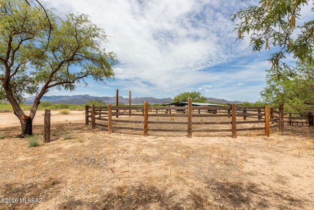2241 N Rivers Edge Road, Benson, AZ 85602