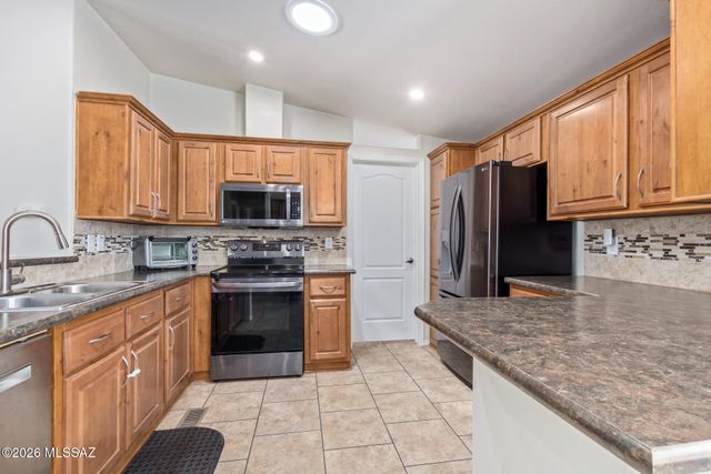 2241 N Rivers Edge Road, Benson, AZ 85602