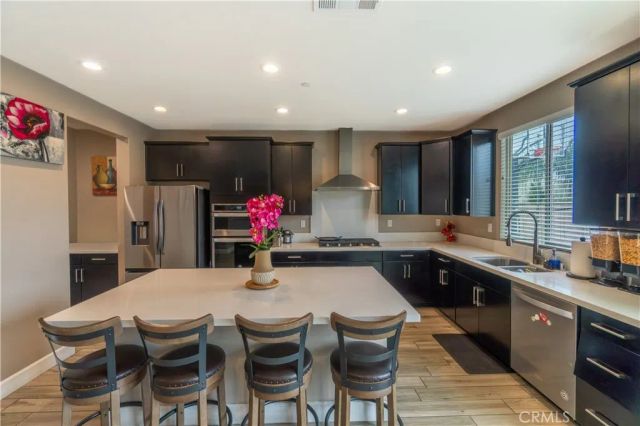 7786 Arosia Dr, Fontana, CA 92336