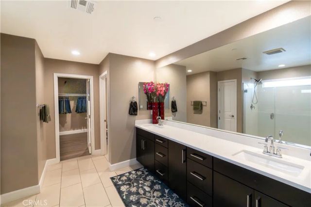 7786 Arosia Dr, Fontana, CA 92336