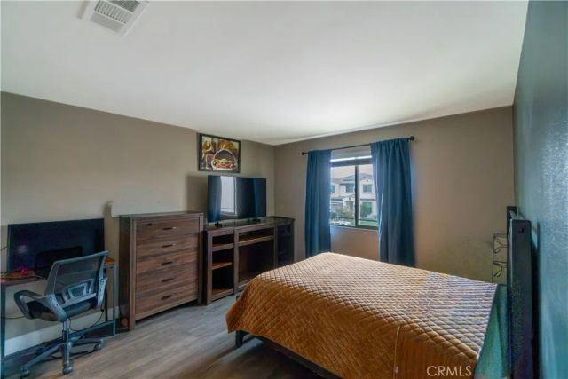 7786 Arosia Dr, Fontana, CA 92336