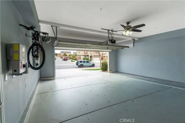 7786 Arosia Dr, Fontana, CA 92336