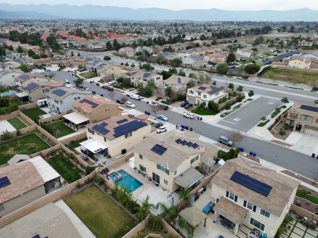 7786 Arosia Dr, Fontana, CA 92336