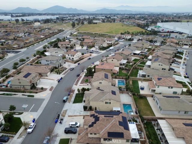 7786 Arosia Dr, Fontana, CA 92336